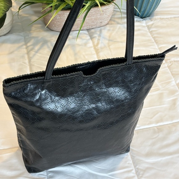 Latico Leather Nora Tote - Picture 10 of 16